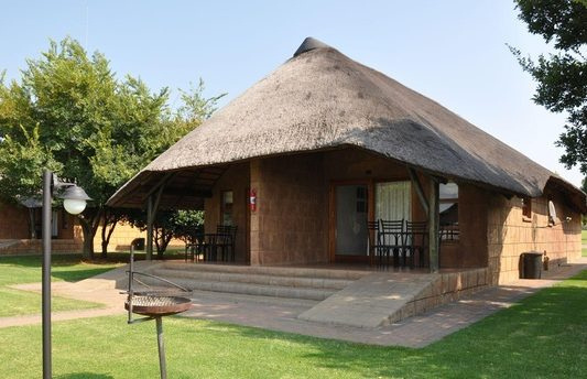 Family chalet exterior at Lekoa Lodge