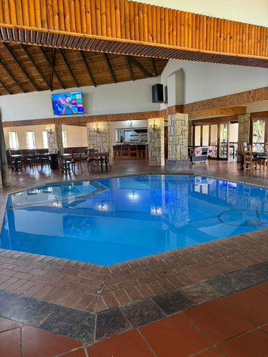 INDOOR HEATED POOL